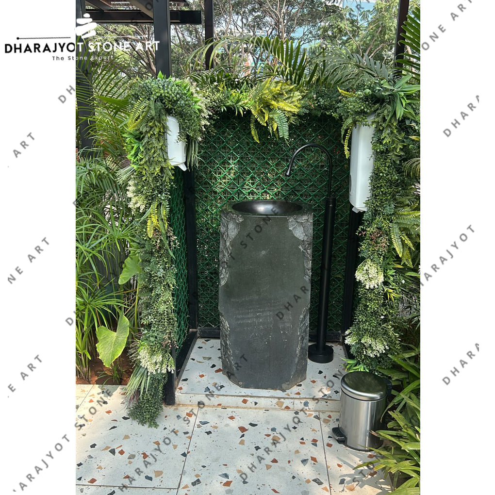 Elegant Outdoor Garden Hand-Carved Natural Raw Rock Stone Washbasin